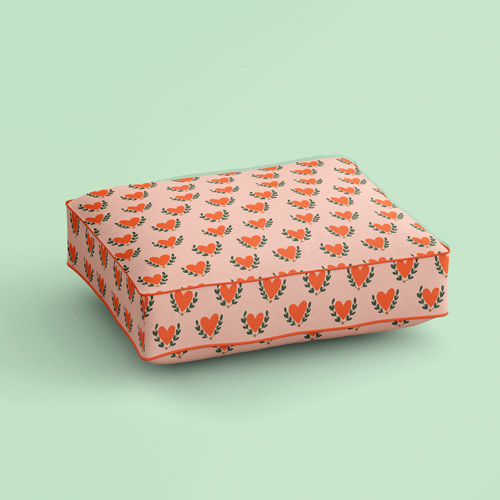 poduszka z materiału w serca